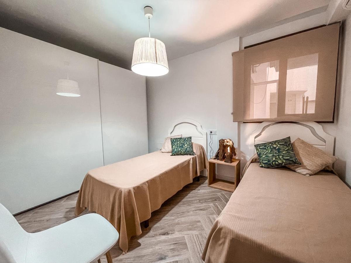 Luxury Family Holiday Homes - Sol Playa Фуeнхирола Екстериор снимка