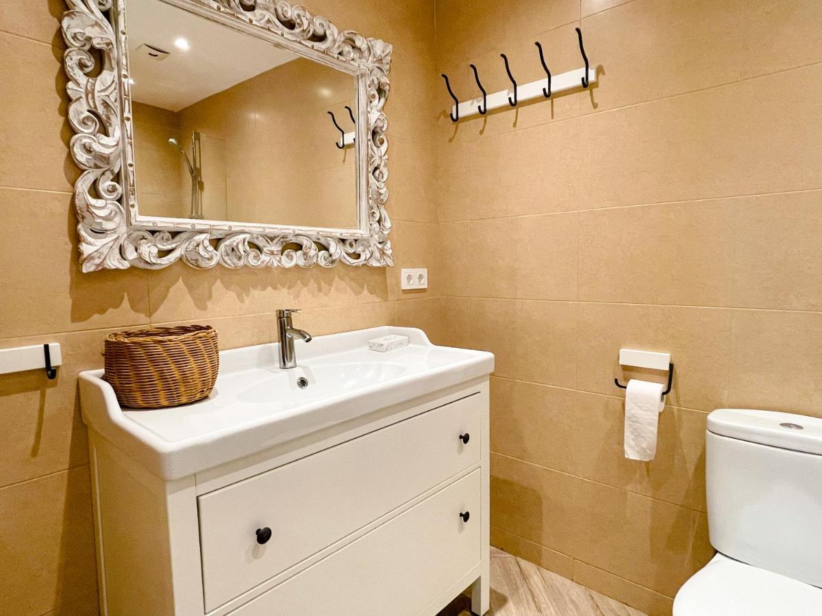 Luxury Family Holiday Homes - Sol Playa Фуeнхирола Екстериор снимка
